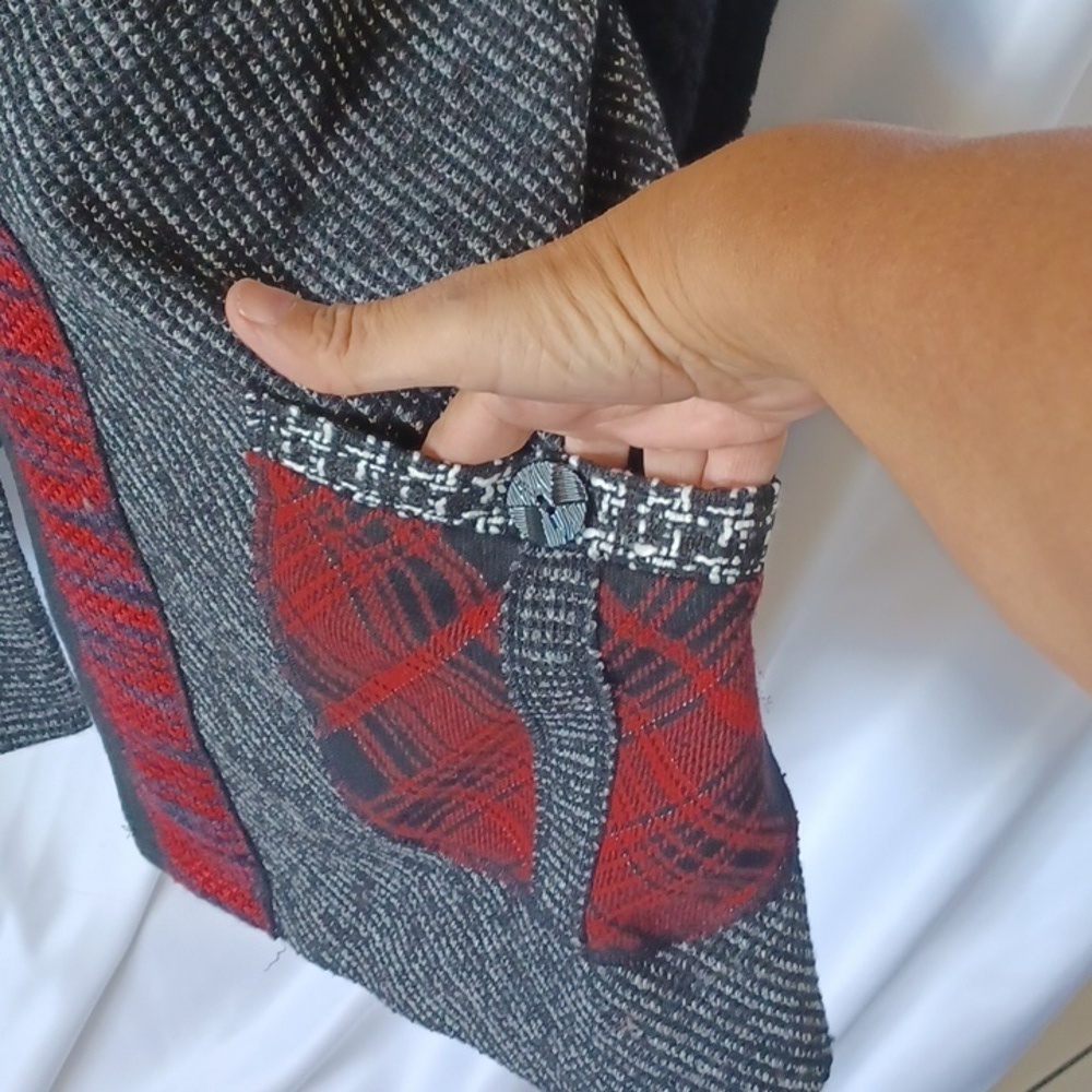 Coldwater Creek Black, White and Red Jacket - Picture 3 of 10